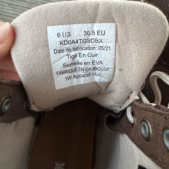 Kodiak Brown Leather Boots - Picture 5 of 5